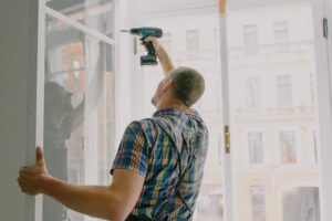 Vikten av att använda fönsterskydd vid renovering